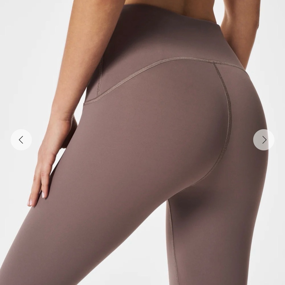 SPANX 7/8 Leggings Smoke Color BootyBoost size S